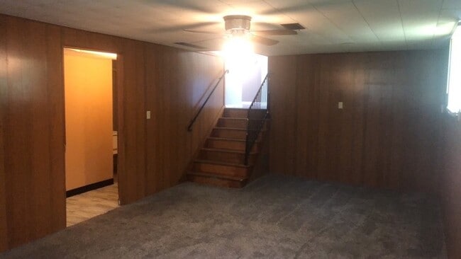 Building Photo - 6948 Michelle Pl