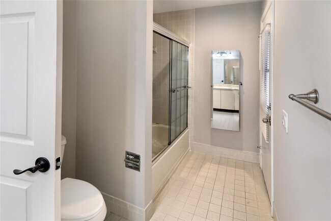 Building Photo - 11310 Lake Tree Ct