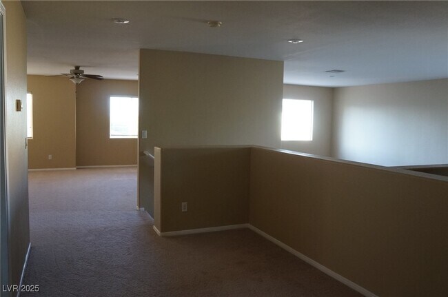 Building Photo - 235 Crooked Tree Dr