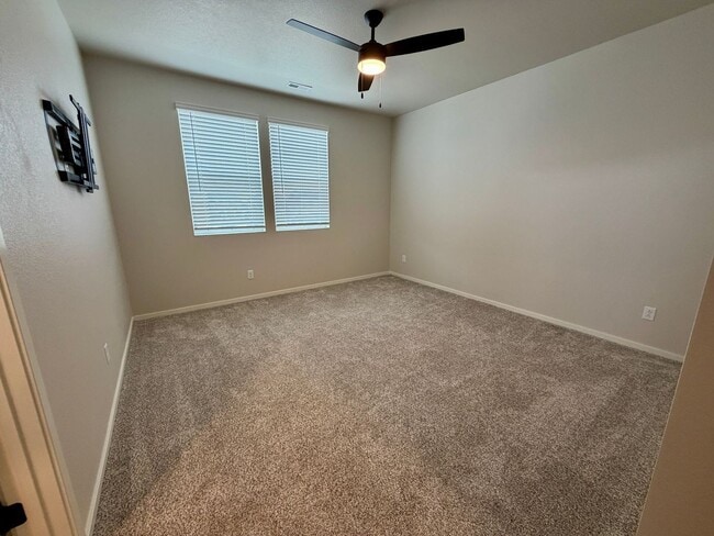 Building Photo - 1804 Iron Wheel Dr