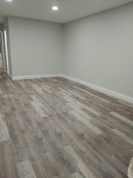 Building Photo - 1424 White Pine Dr