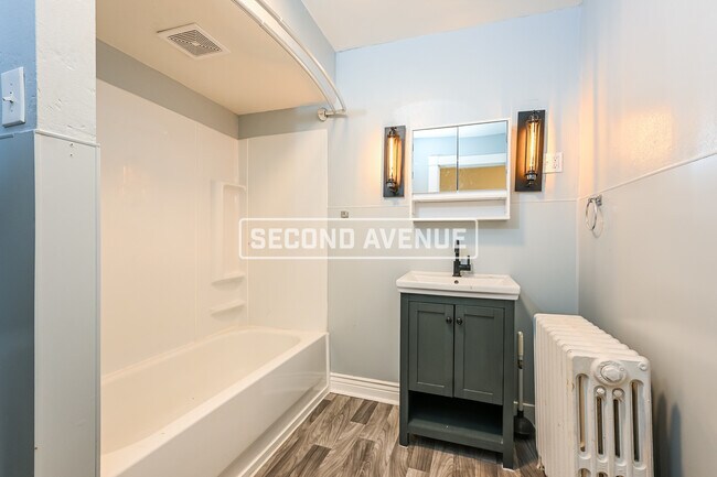 Building Photo - 625 Vine ST