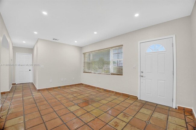 Building Photo - 7941 SW 37th Terrace