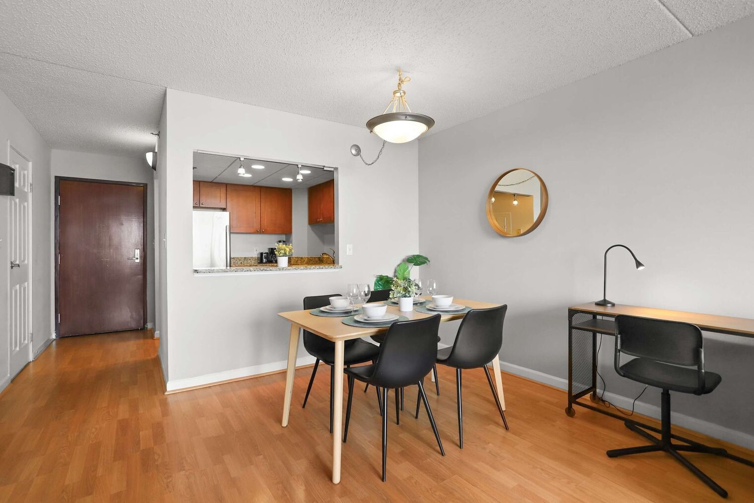 Building Photo - 401 12th St S