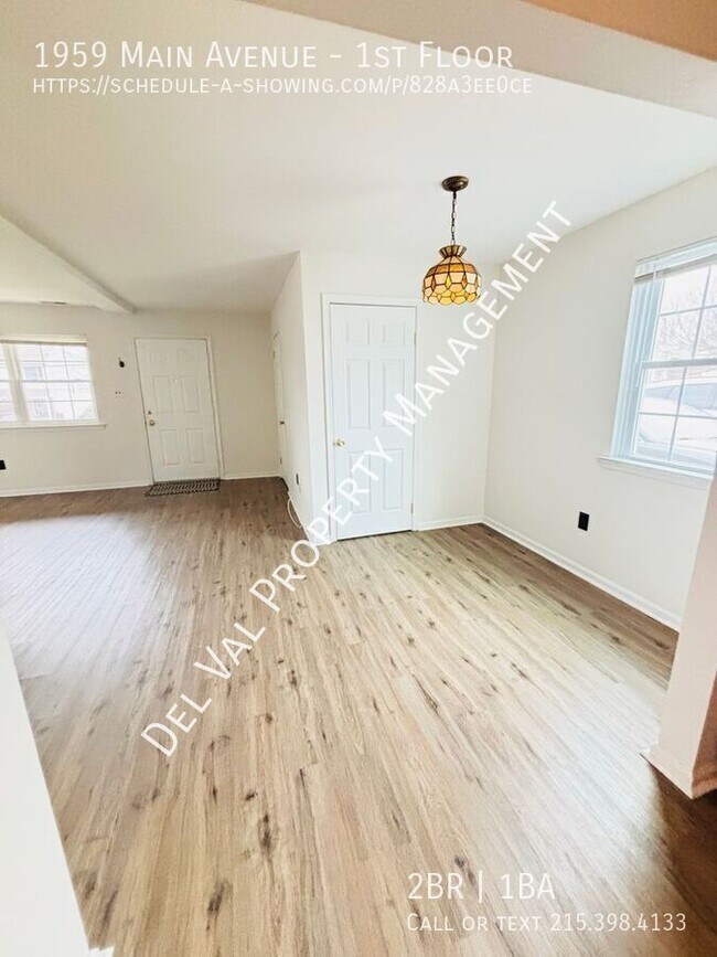 Building Photo - 1959 Main Ave