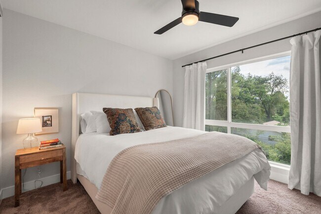 Building Photo - Modern Townhome Living in Lakewood – $2,65...