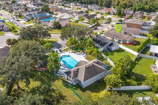 Building Photo - Charming 3-Bedroom Home for Rent in South ...