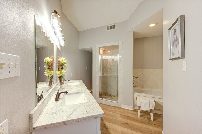 Building Photo - 3402 Gannett St