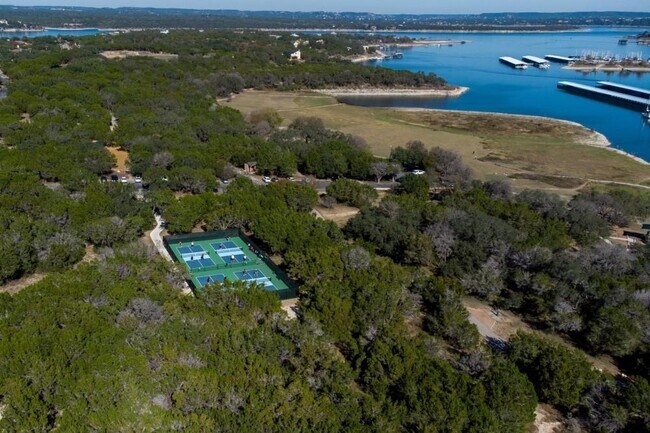 Building Photo - 122 Acapulco Dr