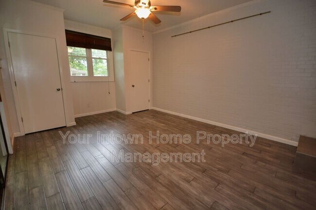 Building Photo - 1222 Crestwood Dr SE