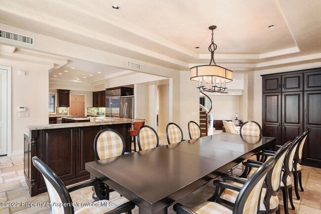 Building Photo - 504 N 8th St