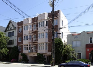 Building Photo - Bonnie Brae