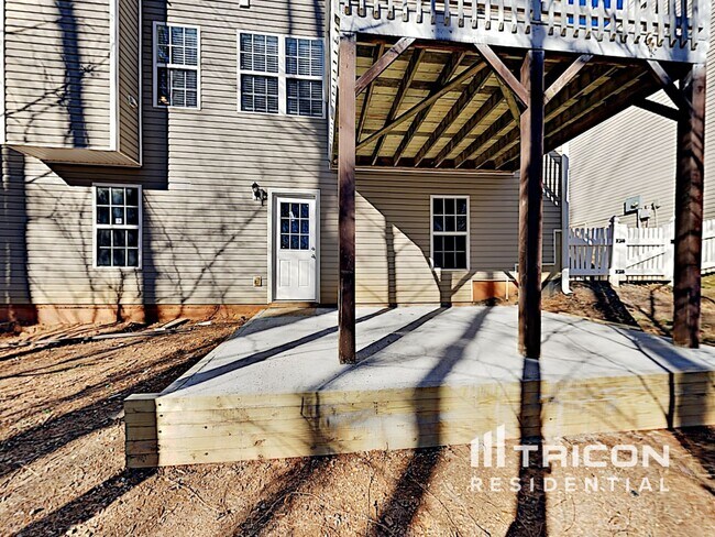 Building Photo - 286 Greystone Pkwy