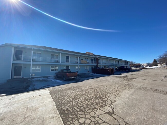 Building Photo - 1409 E Gold Coast Rd