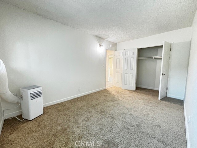 Building Photo - 1835 W Crestwood Ln