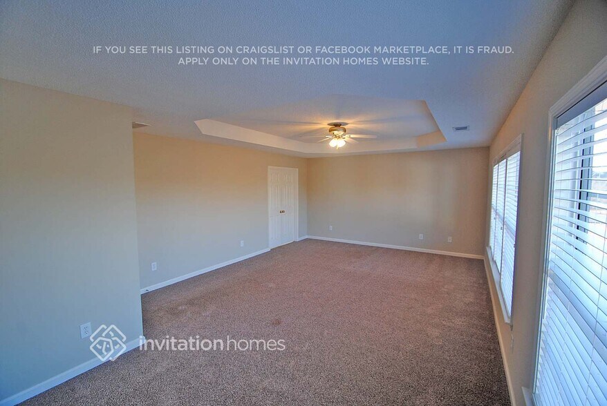 Building Photo - 3649 Elmendorf Cove NW