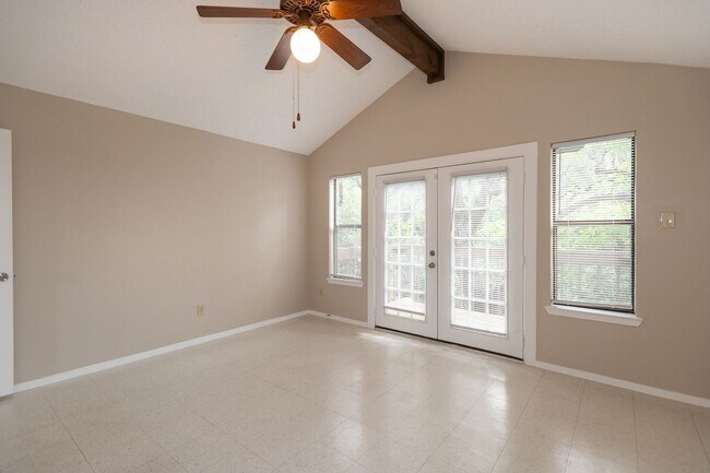 Building Photo - 6723 Lancret Hill Dr