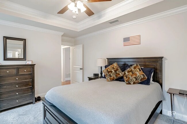 Building Photo - 10 Breydon Ct