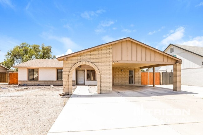 Primary Photo - 6319 W Sunnyslope Ln