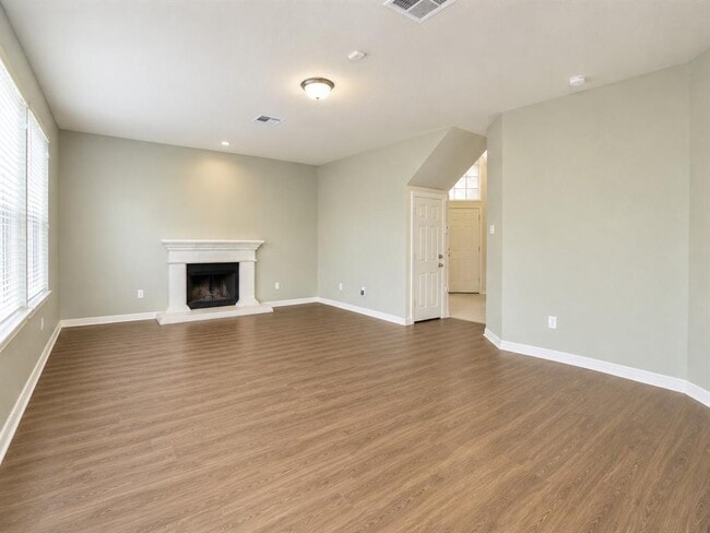 Building Photo - 13461 Gent Dr