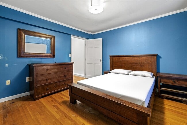 Building Photo - 45 Main St