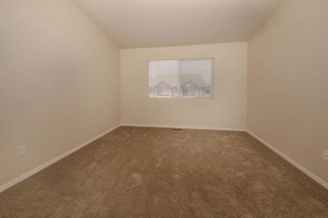 Building Photo - Low-Maintenance Living in Colorado Springs