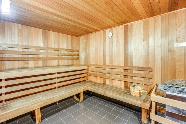 Building Photo - 5855 Horton St
