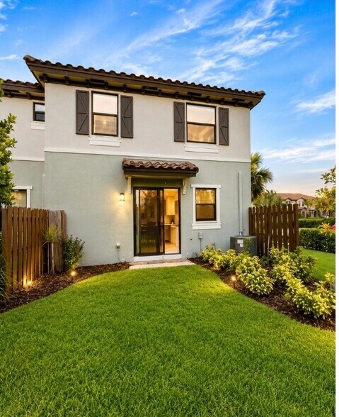 Building Photo - 12932 Anthorne Ln