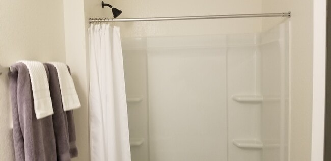 Building Photo - 6213 Albany Sleigh Dr