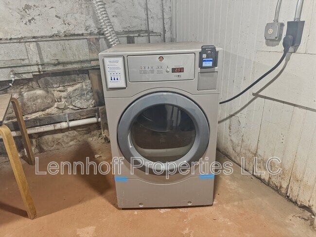 Building Photo - 25 Portland St