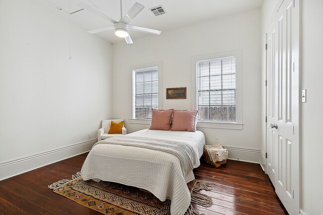 Building Photo - 2123 S Liberty St