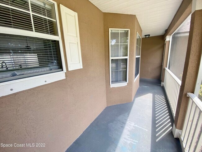 Building Photo - 2435 Palisades Dr SE