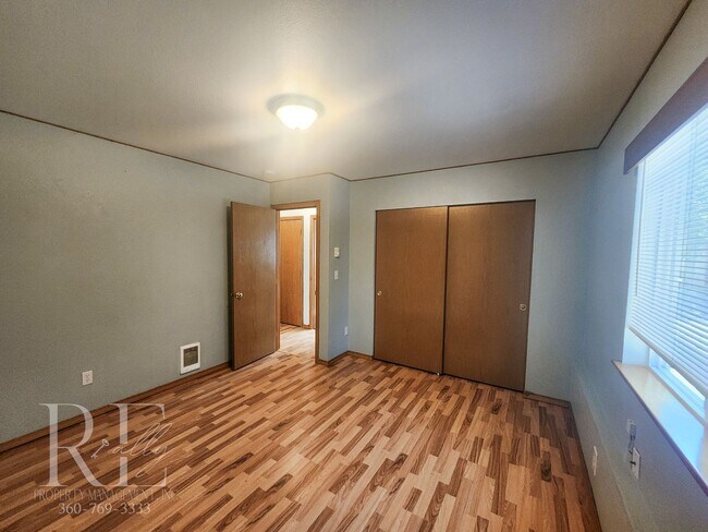 Building Photo - MILITARY DISCOUNT - $75/MO OFF!!