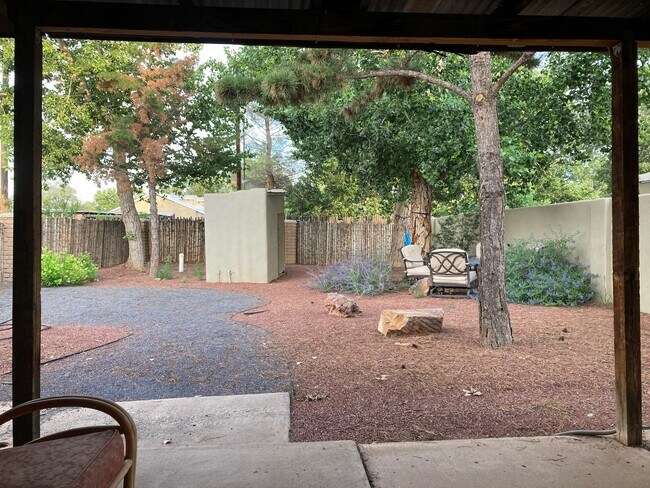 Building Photo - 5991 Corrales Rd