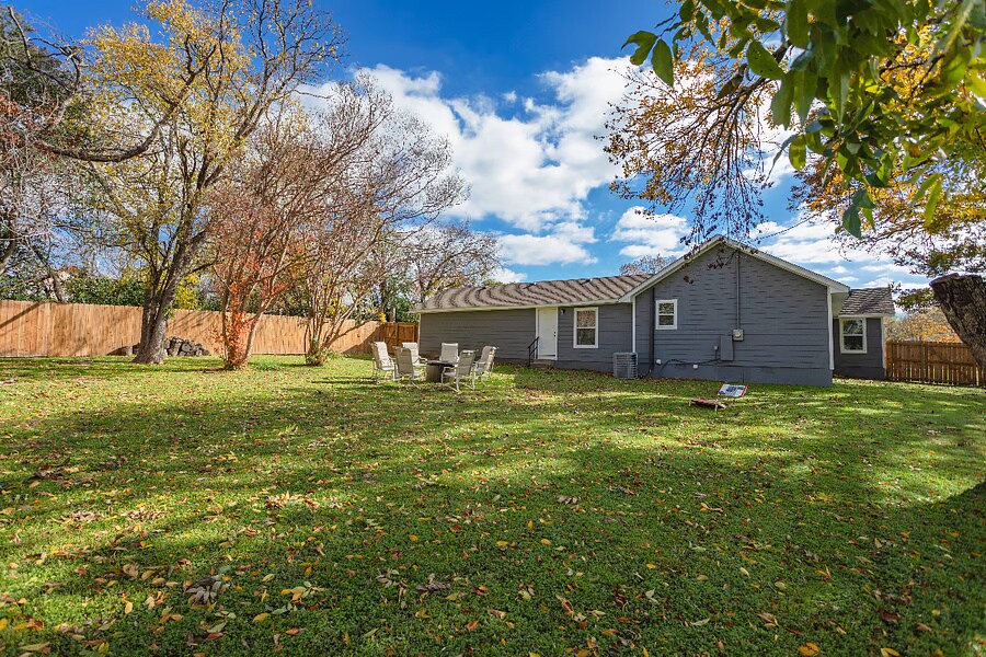 Building Photo - 3415 Shelby Ave