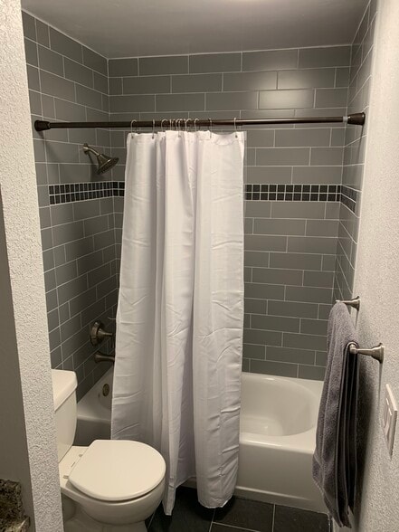 Building Photo - 2954 Claudia Ct