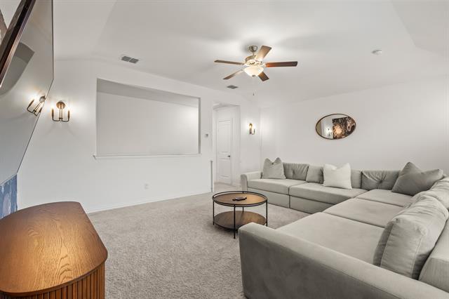 Building Photo - 1733 Lake Grove Dr