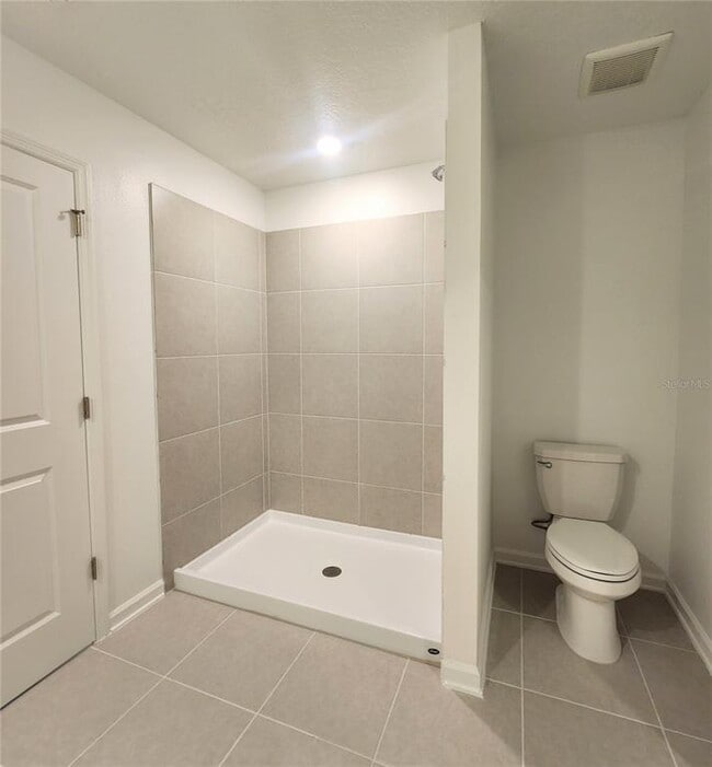 Building Photo - 1220 Belle Isle Ln