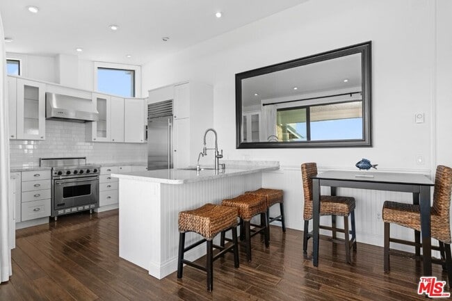 Building Photo - 29700 Zuma Bay Way