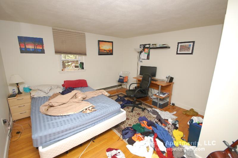 Building Photo - 312 Tappan St