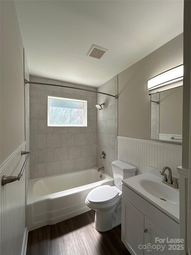 Building Photo - 4820 Charleston Dr