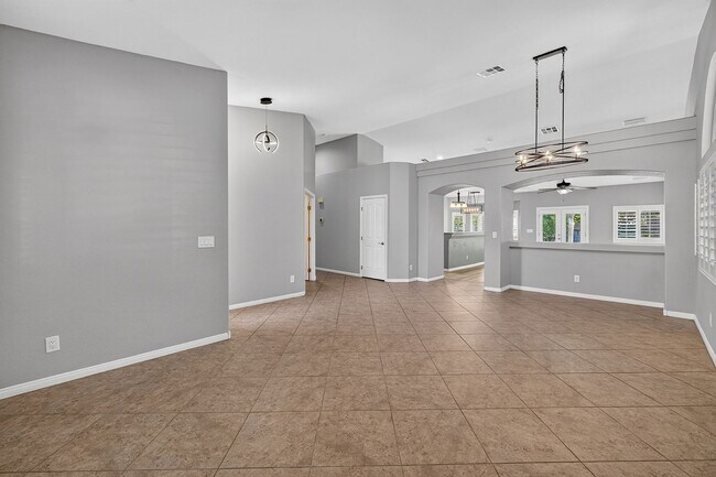 Building Photo - 5317 Blue Evergreen Ave