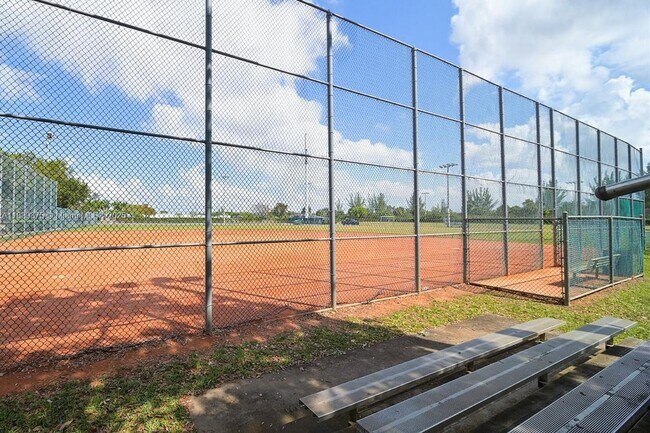 Building Photo - 15584 NW 12th Ct