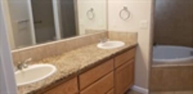 Building Photo - 19426 Mountain Meadow S