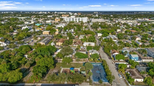 Building Photo - 1616 N N St