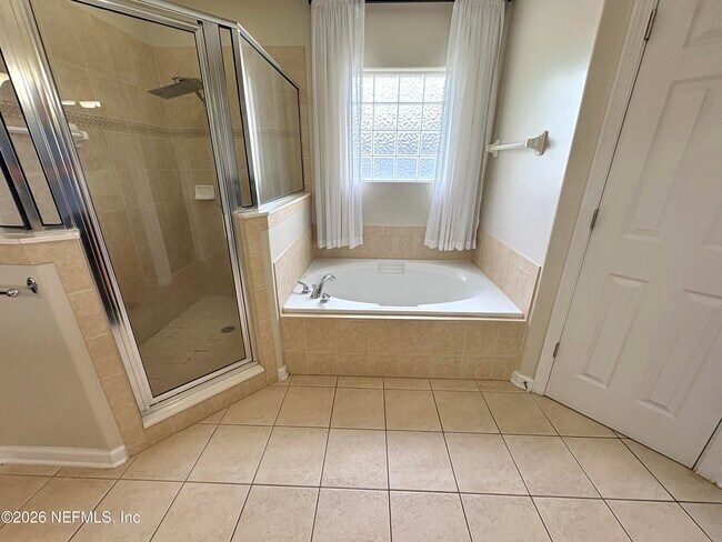 Building Photo - 11288 Panther Creek Pkwy