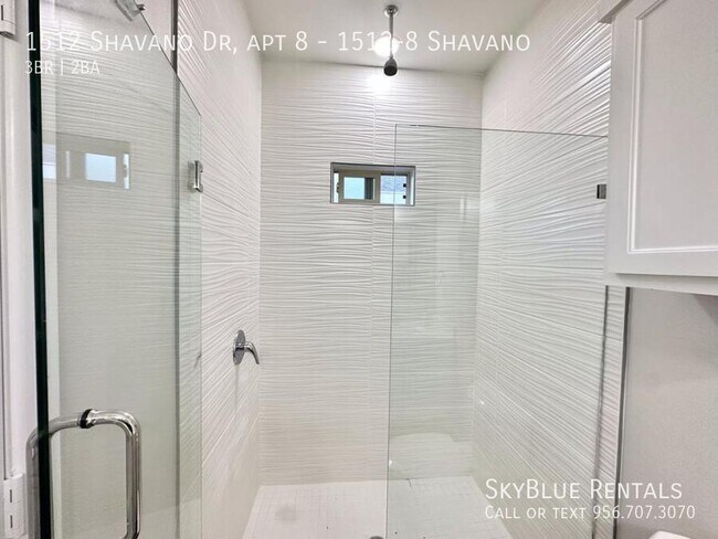 Building Photo - 1512 Shavano Dr