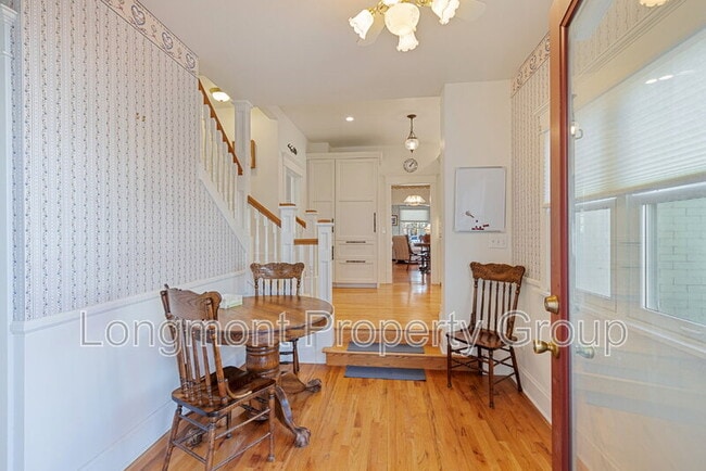 Building Photo - 632 Bross St