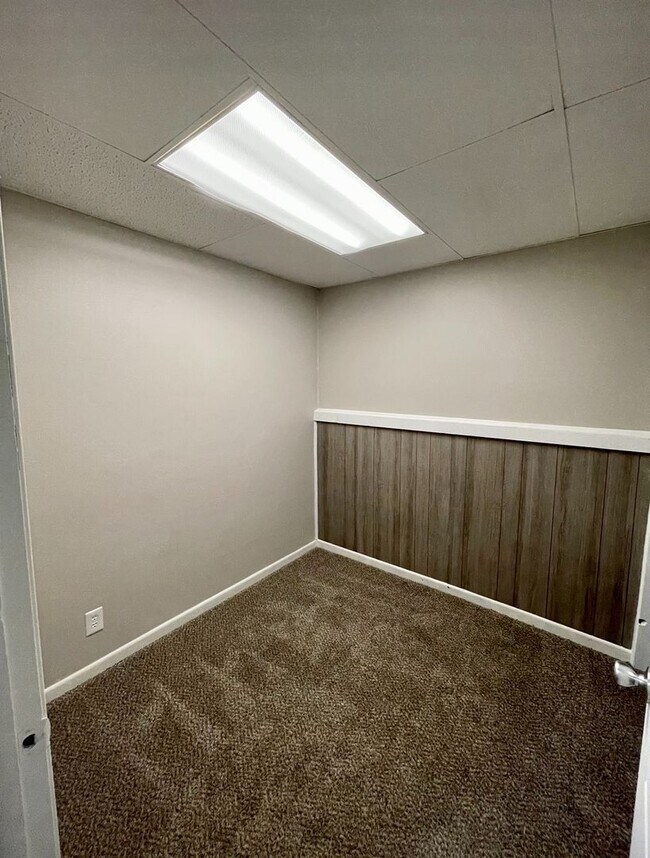 Building Photo - 2525 N Bleckley St