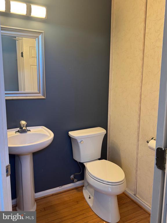 Building Photo - 3850 Koval Ln